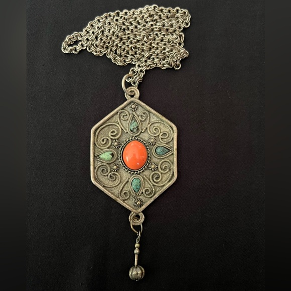 Jewelry - Vintage Tibetan (?) Pendant